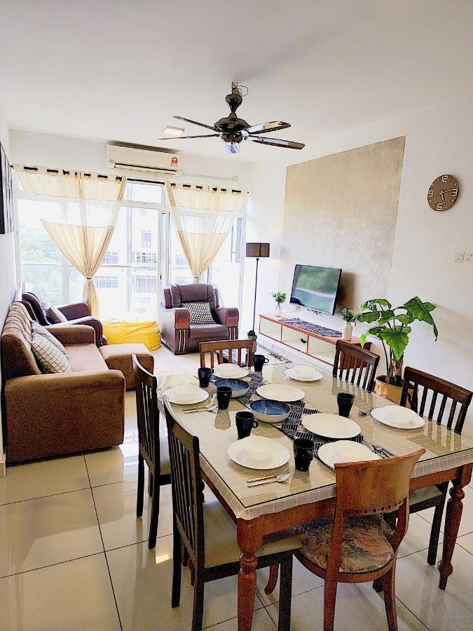 Putrajaya Dwiputra 6 Plus 1 Pax Blissful Fully Air-Con Suite Dış mekan fotoğraf