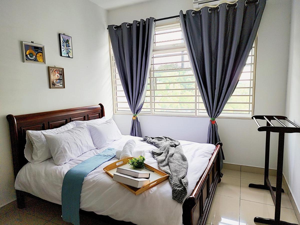 Putrajaya Dwiputra 6 Plus 1 Pax Blissful Fully Air-Con Suite Dış mekan fotoğraf