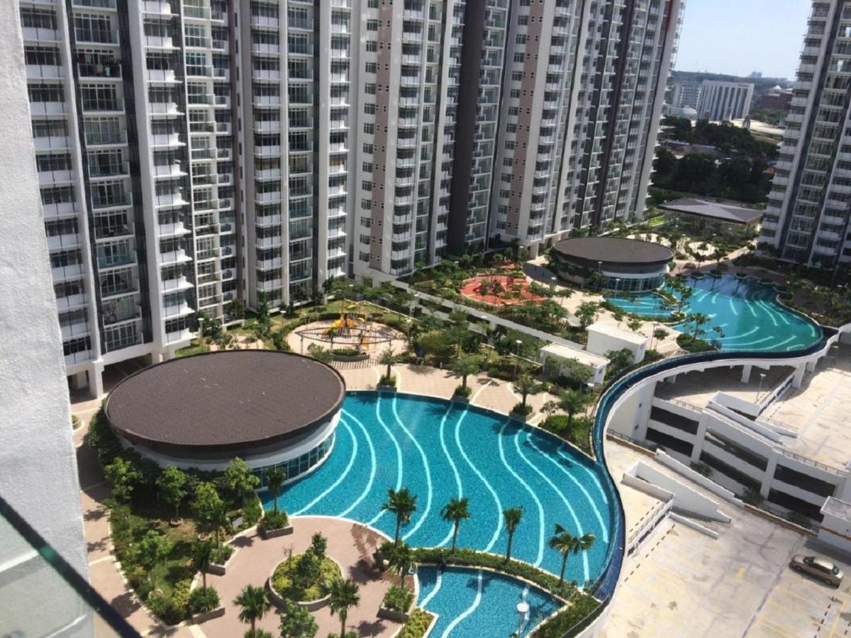 Putrajaya Dwiputra 6 Plus 1 Pax Blissful Fully Air-Con Suite Dış mekan fotoğraf