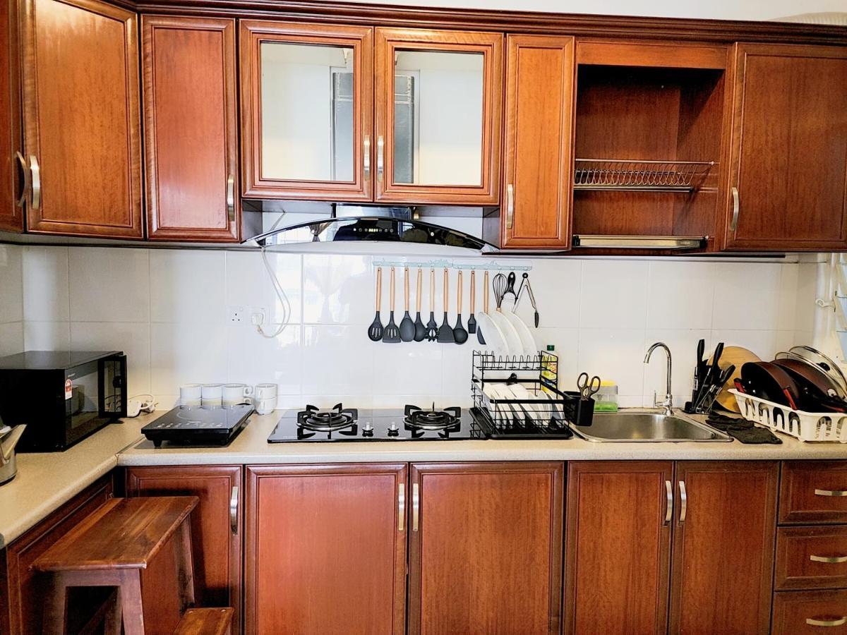Putrajaya Dwiputra 6 Plus 1 Pax Blissful Fully Air-Con Suite Dış mekan fotoğraf