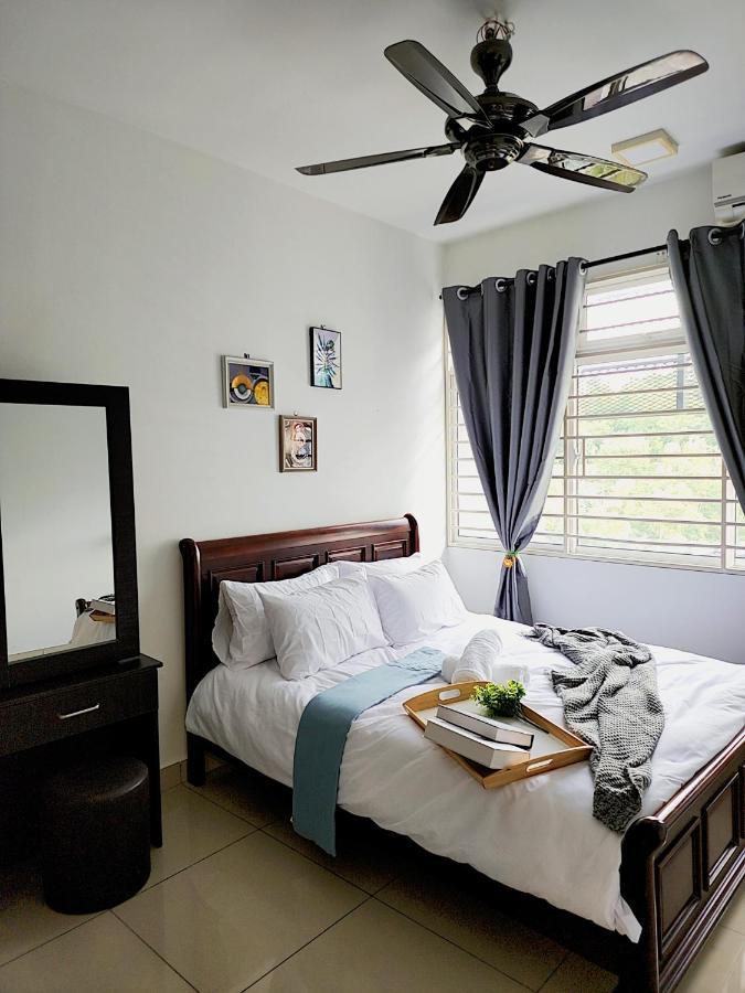 Putrajaya Dwiputra 6 Plus 1 Pax Blissful Fully Air-Con Suite Dış mekan fotoğraf